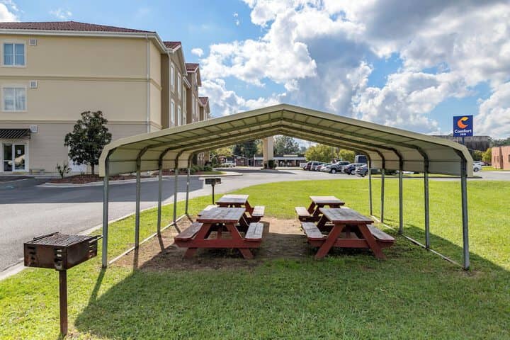 BBQ/picnic area